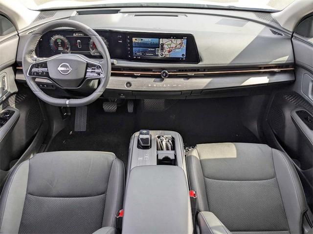Photo of 2024 Everest White Pearl Tricoat/Black Diamond Pearl Nissan ARIYA