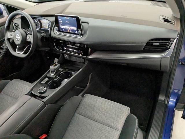 Photo of 2021 Caspian Blue Metallic Nissan Rogue