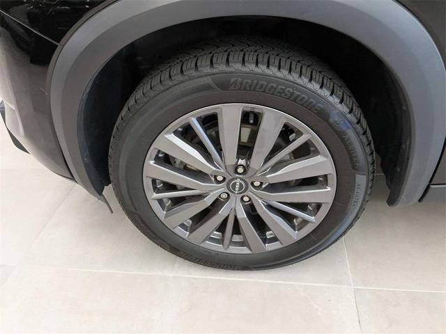 Photo of 2023 Super Black Nissan Pathfinder