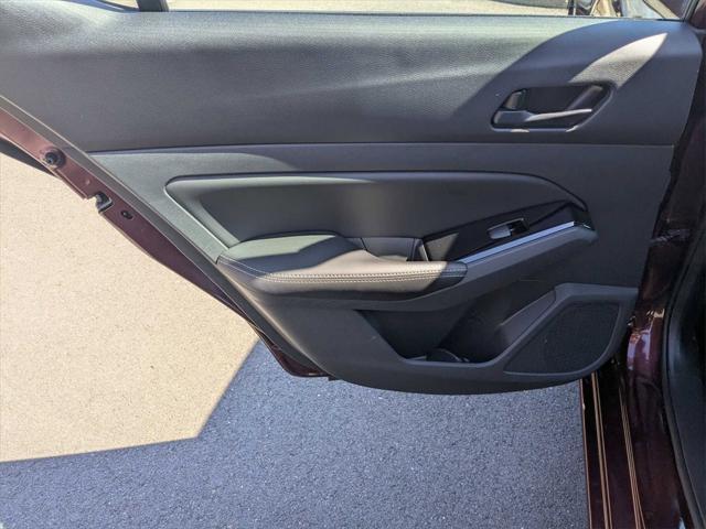 Photo of 2023 Garnet Pearl Metallic Nissan Altima