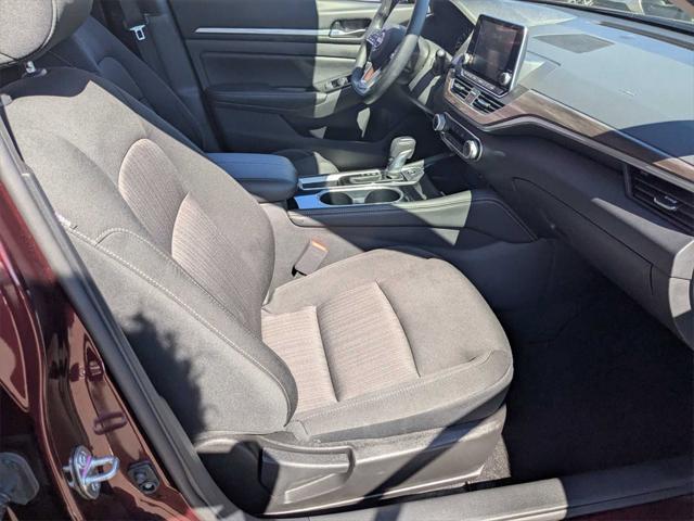 Photo of 2023 Garnet Pearl Metallic Nissan Altima