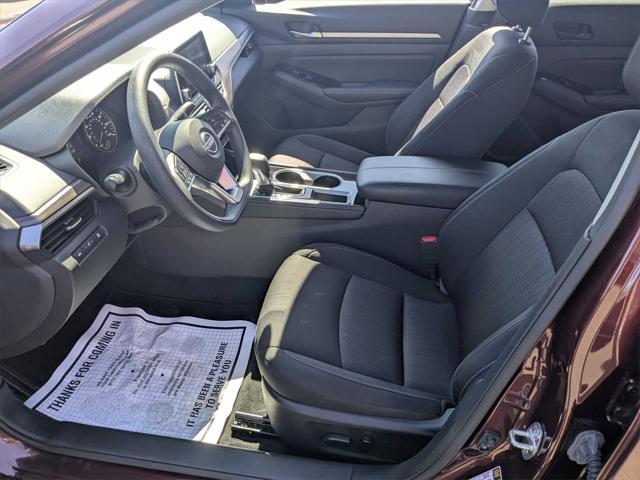 Photo of 2023 Garnet Pearl Metallic Nissan Altima
