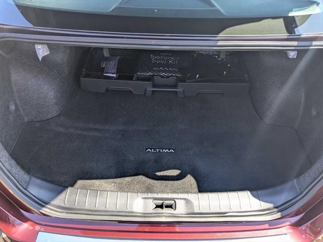 Photo of 2023 Garnet Pearl Metallic Nissan Altima