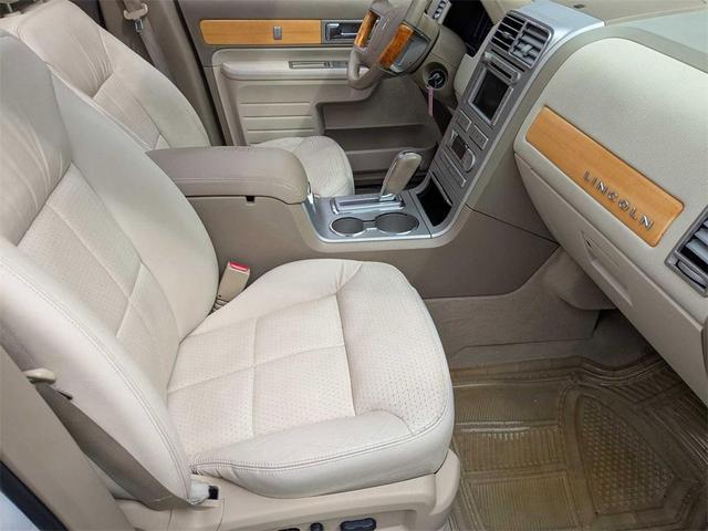 Photo of 2007 White Chocolate Clearcoat Lincoln MKX