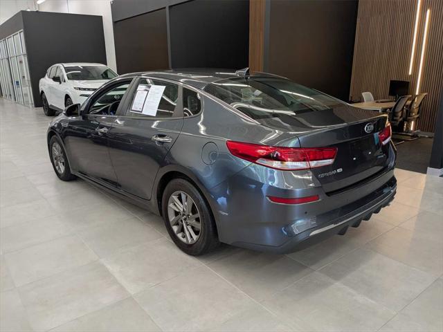 Photo of 2019 Gravity Grey Kia Optima