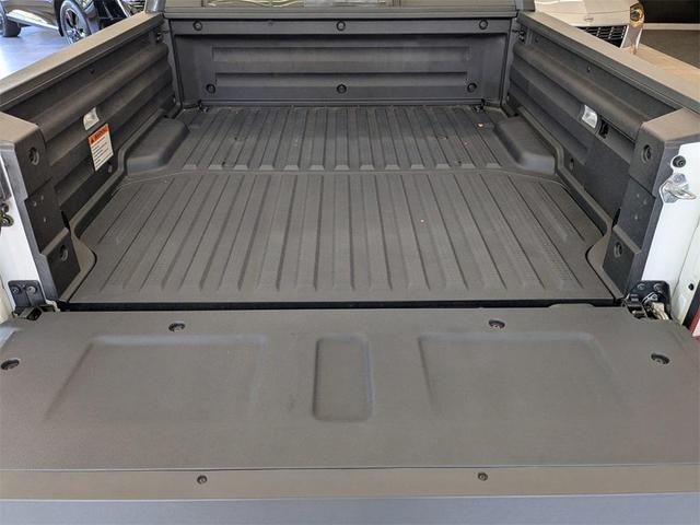 Photo of 2024 Platinum White Pearl Honda Ridgeline