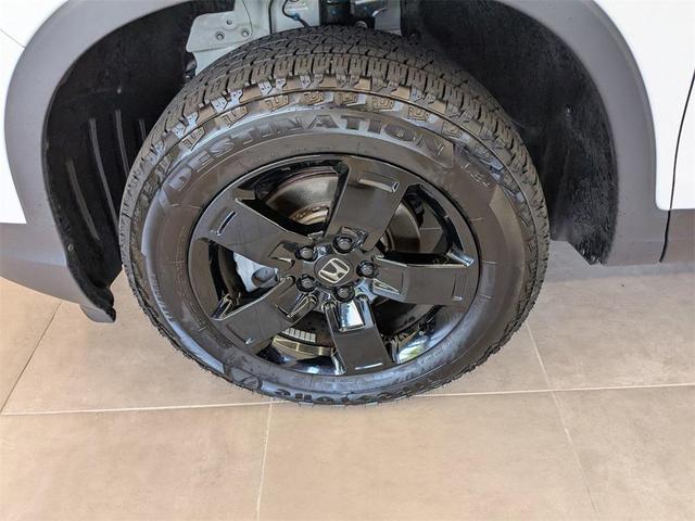 Photo of 2024 Platinum White Pearl Honda Ridgeline