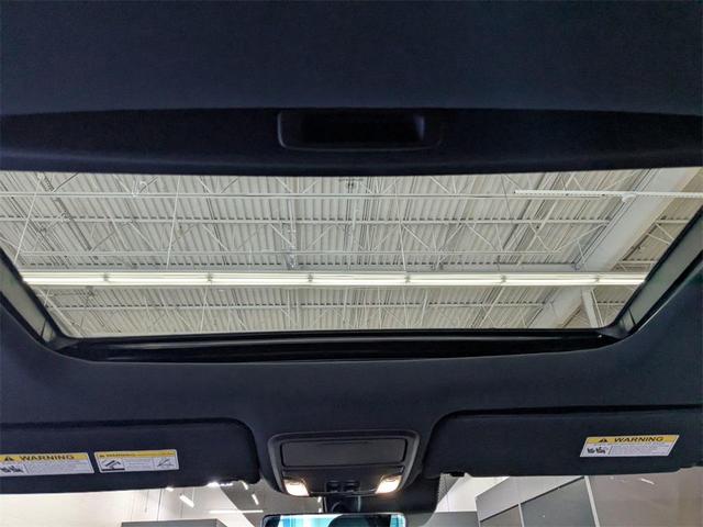 Photo of 2024 Platinum White Pearl Honda Ridgeline