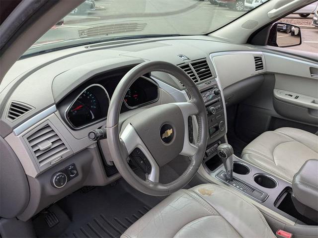 Photo of 2010 Dark Cherry Metallic Chevrolet Traverse