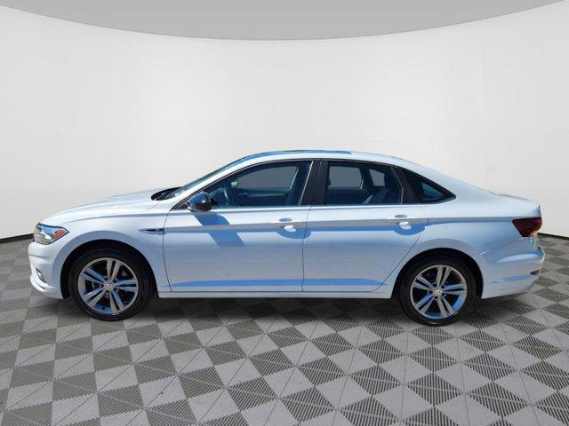 Photo of 2019 White Silver Metallic Volkswagen Jetta