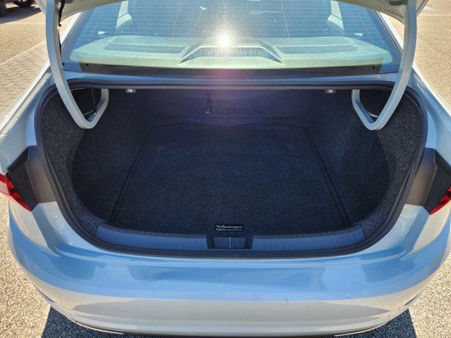 Photo of 2019 White Silver Metallic Volkswagen Jetta