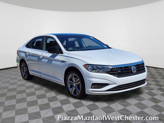 Photo of 2019 White Silver Metallic Volkswagen Jetta