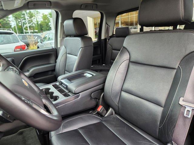Photo of 2016 Deep Ocean Blue Metallic Chevrolet Silverado 1500