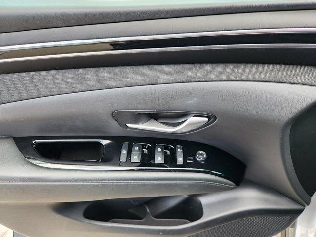 Photo of 2022 Shimmering Silver Hyundai TUCSON