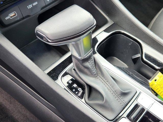 Photo of 2022 Shimmering Silver Hyundai TUCSON
