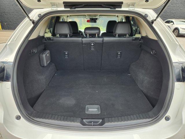 Photo of 2022 Snowflake White Pearl Mica Mazda CX-5