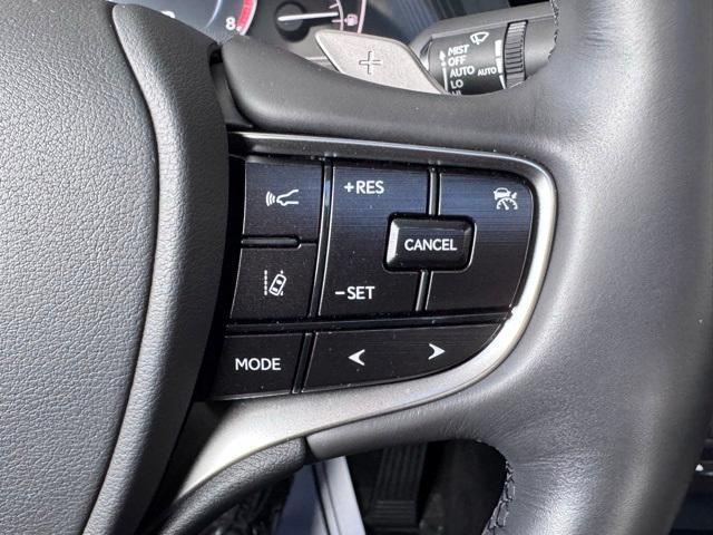 Photo of 2022 Eminent White Pearl Lexus ES 350