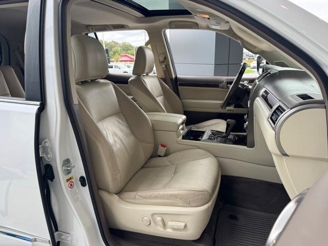 Photo of 2018 Starfire Pearl Lexus GX 460