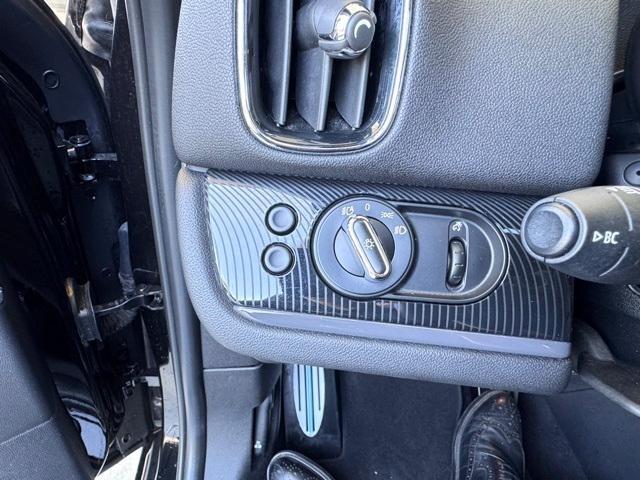 Photo of 2018 Midnight Black Metallic MINI Countryman