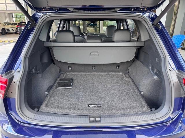 Photo of 2023 Atlantic Blue Volkswagen Tiguan