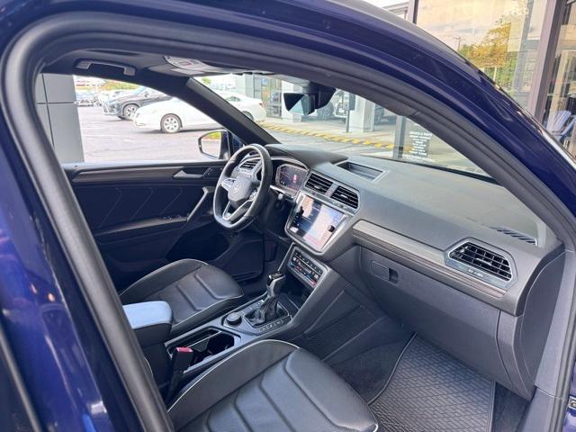 Photo of 2023 Atlantic Blue Volkswagen Tiguan