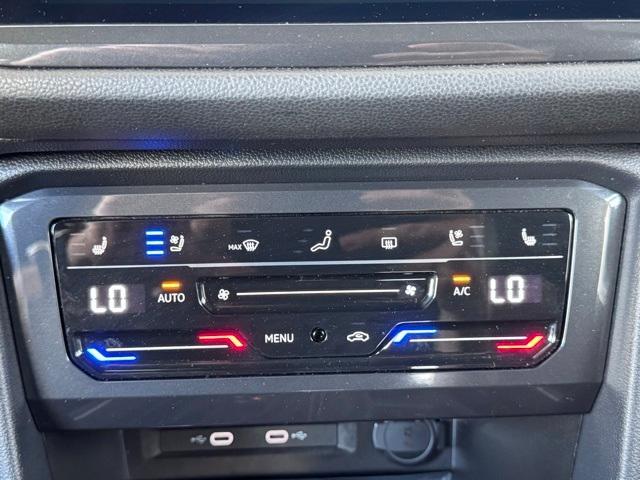 Photo of 2023 Atlantic Blue Volkswagen Tiguan