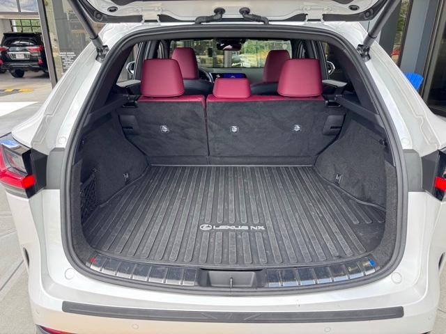 Photo of 2025 Eminent White Pearl Lexus NX 350