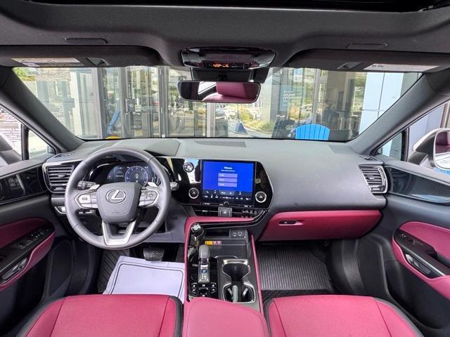 Photo of 2025 Eminent White Pearl Lexus NX 350