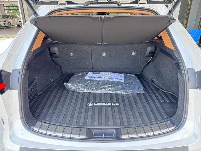 Photo of 2024 Eminent White Pearl Lexus NX 350