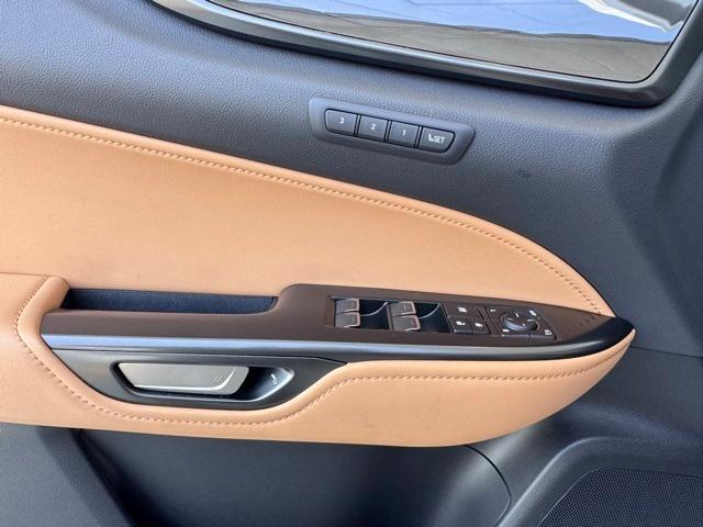 Photo of 2024 Eminent White Pearl Lexus NX 350