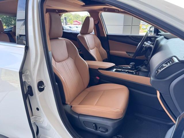 Photo of 2024 Eminent White Pearl Lexus NX 350