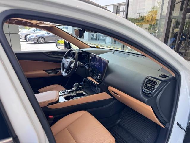 Photo of 2024 Eminent White Pearl Lexus NX 350