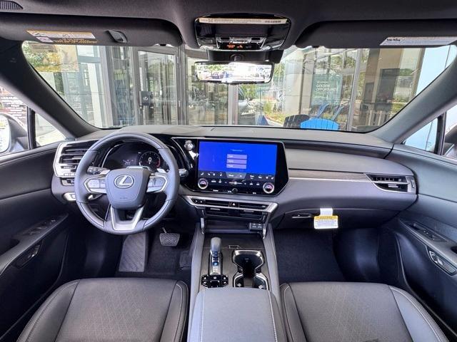 Photo of 2025 White Lexus RX 350