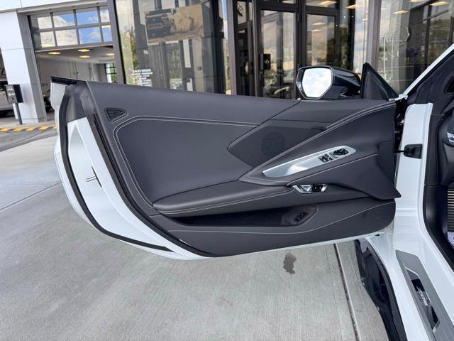 Photo of 2025 Arctic White Chevrolet Corvette