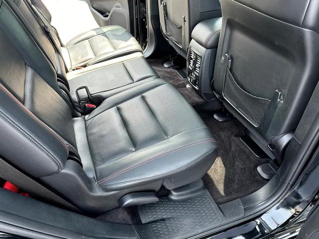 Photo of 2017 Black Dodge Durango