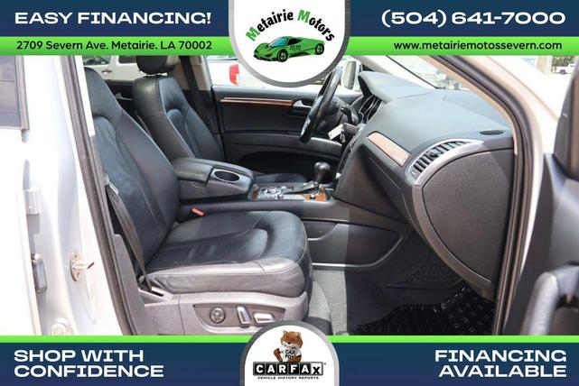 Photo of 2015 Ice Silver Metallic Audi Q7