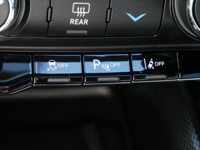 Photo of 2022 White Knuckle Clearcoat Dodge Durango