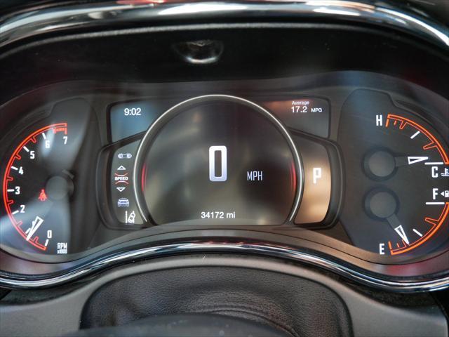 Photo of 2022 White Knuckle Clearcoat Dodge Durango