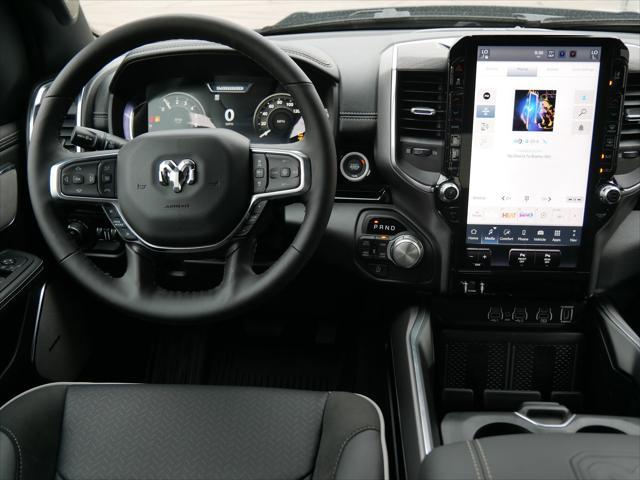 Photo of 2025 Diamond Black Crystal Pearlcoat RAM 1500