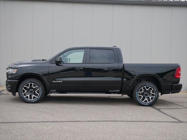 Photo of 2025 Diamond Black Crystal Pearlcoat RAM 1500