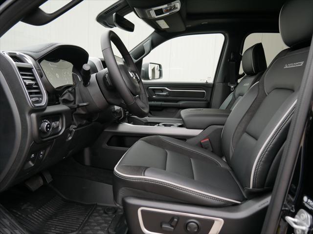Photo of 2025 Diamond Black Crystal Pearlcoat RAM 1500