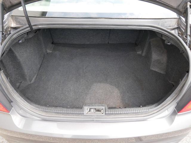 Photo of 2011 Sterling Gray Metallic Ford Fusion
