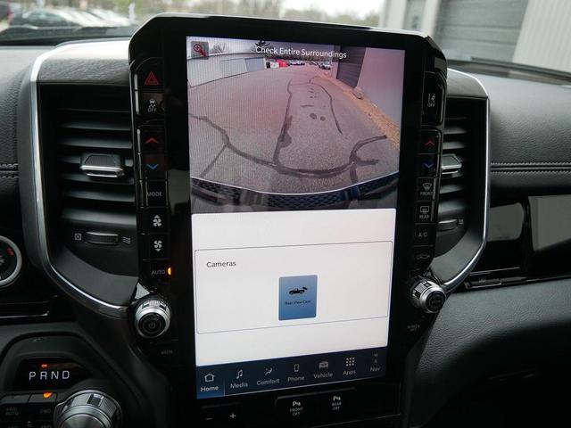 Photo of 2025 Billet Silver Metallic Clearcoat RAM 1500