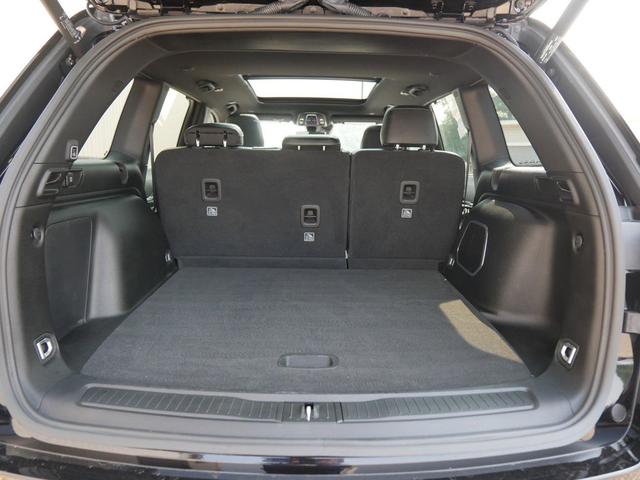 Photo of 2025 Diamond Black Crystal Pearlcoat Jeep Grand Cherokee 4xe