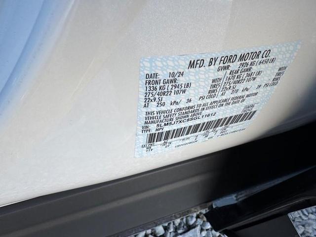 Photo of 2025 PRISTINE WHITE MET 3C Lincoln Aviator