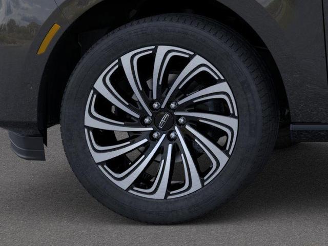 Photo of 2025 CHROMA CAVIAR DARK GRAY MET CC Lincoln Navigator