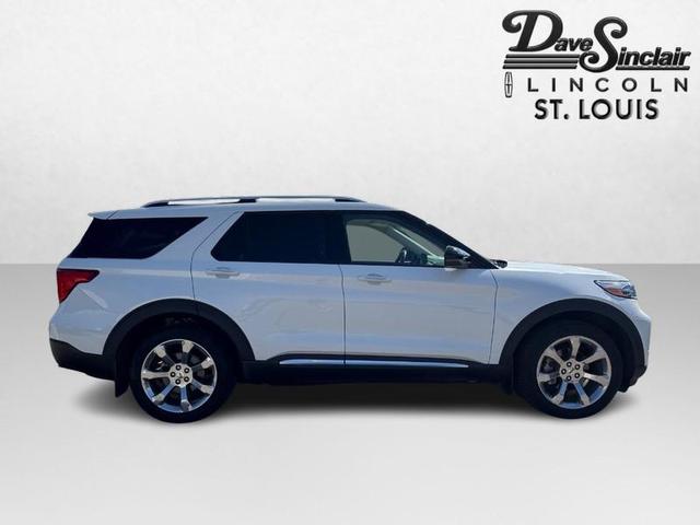 Photo of 2020 STAR WHITE MET TRI-COAT Ford Explorer