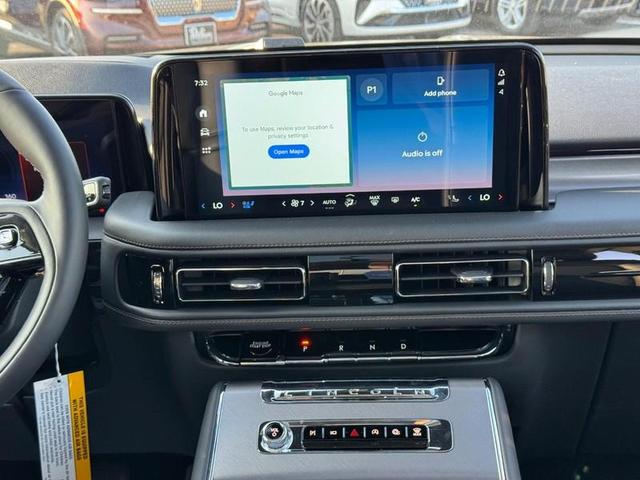 Photo of 2025 INFINITE BLACK MET CC Lincoln Aviator