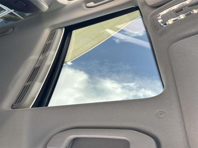 Photo of 2020 Gray Mercedes-Benz GLE 350