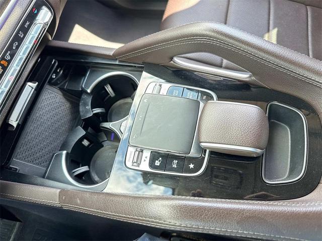 Photo of 2020 Gray Mercedes-Benz GLE 350